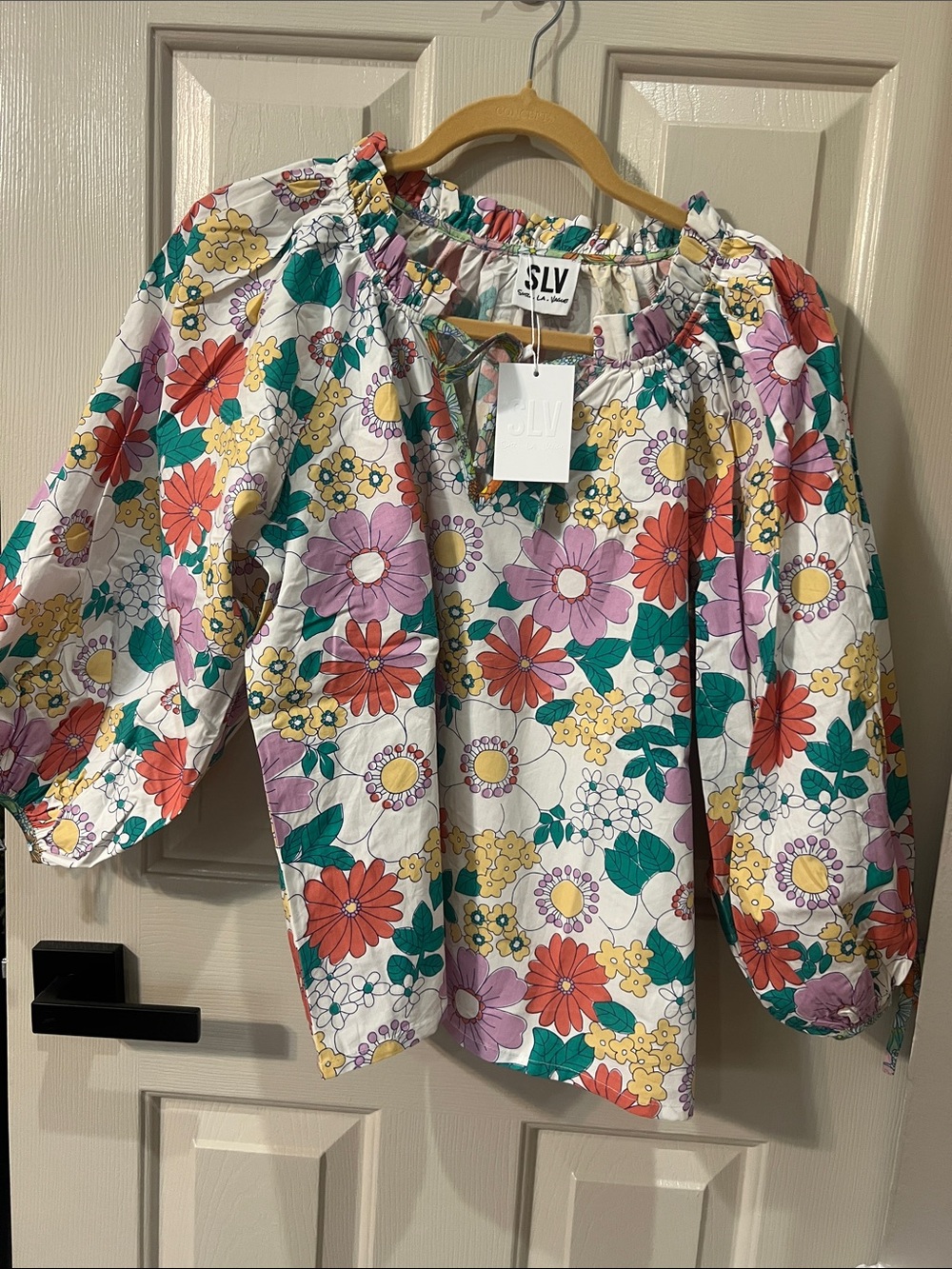 SLV Floral Off-Shoulder Puff Sleeve Blouse in Multi-Color
